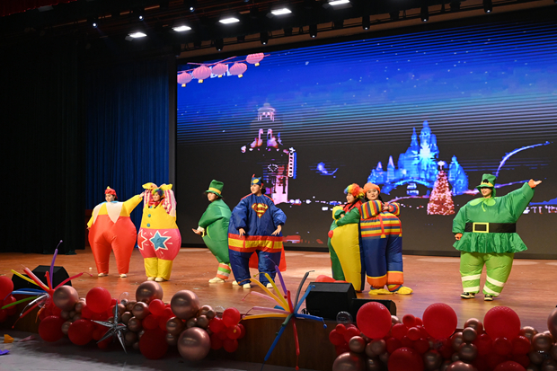 节目12《奇妙的惊喜》4 节目12《奇妙的惊喜》4